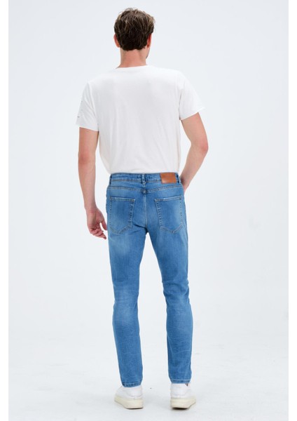 Normal Kesim Erkek Yırtıklı Kot Pantolon modelleri