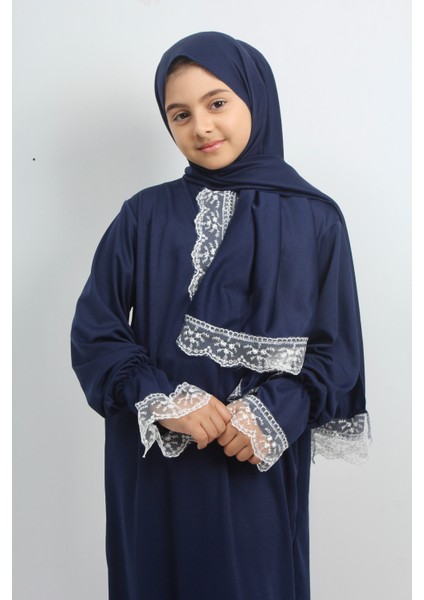 Tek Parça Başörtülü Kadın Namaz Elbisesi