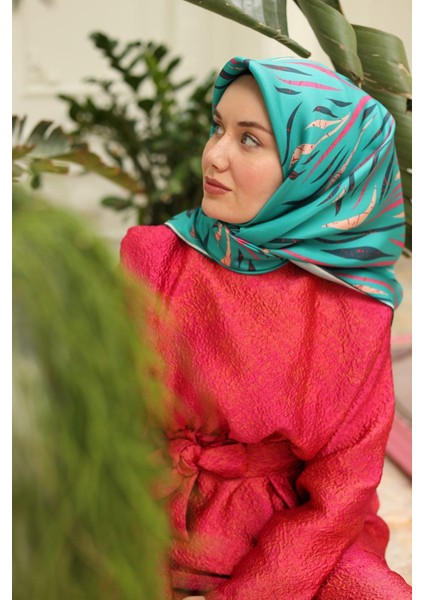 Yeşil Pembe Desenli Tivil Ipek Eşarp 11432-36 modelleri