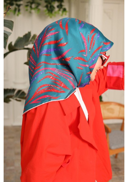 Petrol Yeşili Pembe Desenli Tivil Ipek Eşarp 11432-59