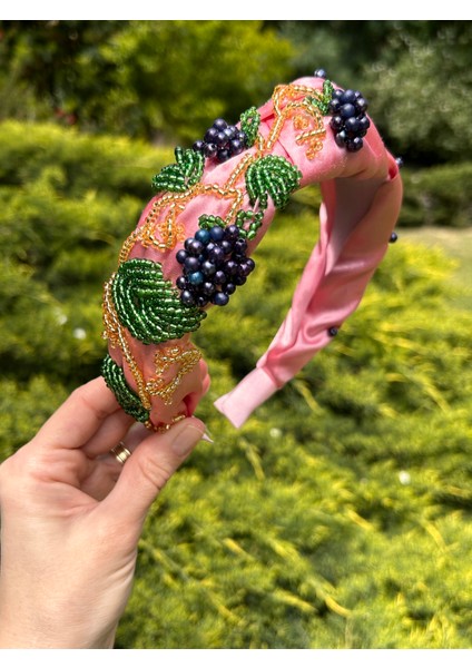 BYM507 Tasarım El Yapımı El Işlemeli Pembe Saten Siyah Üzüm Kına Nişan Kadın Taç Aksesuar fırsatları