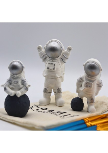 Astronot 3'lü Set Biblo Dekorasyon-El Yapımı-Masa Boy