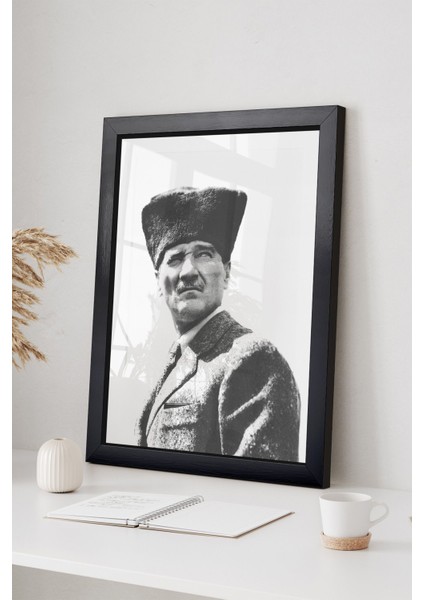 Ulu Önder Gazi Mustafa Kemal Atatürk/ Ahşap Çerçeveli Poster/çerçeve Rengi:naturel