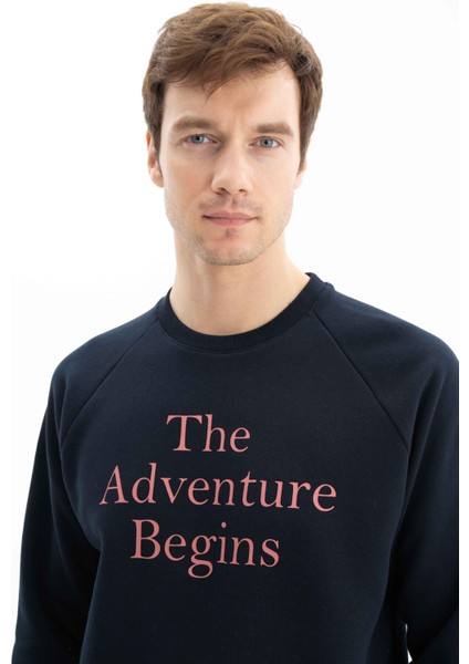 Erkek Yazı Baskılı Regular Fit Bisiklet Yaka Sweatshirt K26124600001 fiyatları