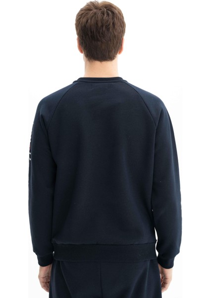 Erkek Yazı Baskılı Regular Fit Bisiklet Yaka Sweatshirt K26124600001 indirimleri