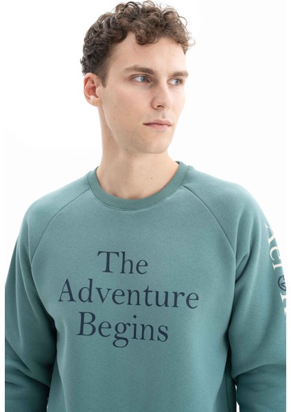 Erkek Yazı Baskılı Regular Fit Bisiklet Yaka Sweatshirt K26124600001 fiyatları