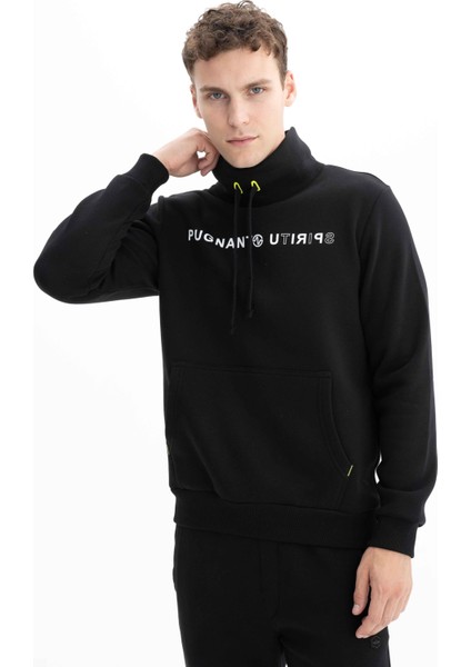 Erkek Regular Fit Kanguru Cepli Balıkçı Yaka Sweatshirt K26544625501