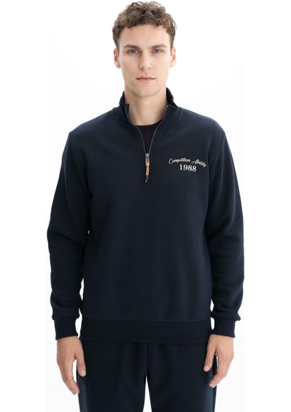 Erkek Büyük Beden Yarım Fermuar Basic Dik Yaka Sweatshirt K26544801201