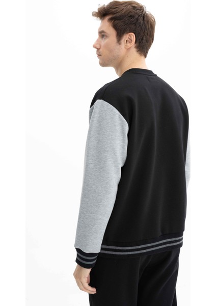 Erkek Relax Fit Bisiklet Yaka Sweatshirt K26124600701