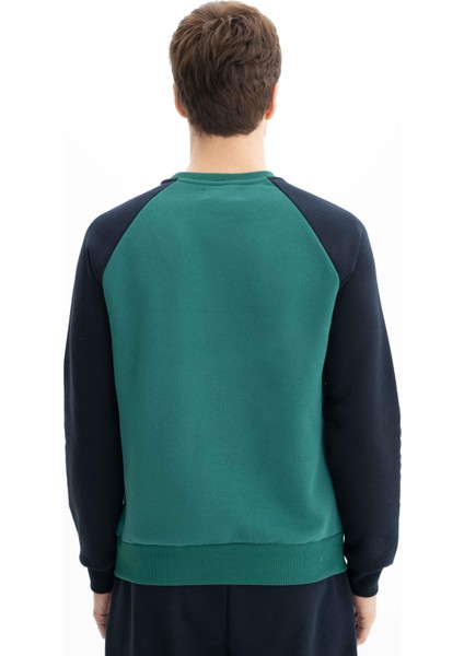 Erkek Regular Fit Baskı Yazılı Bisiklet Yaka Sweatshirt K26124600301 indirimleri