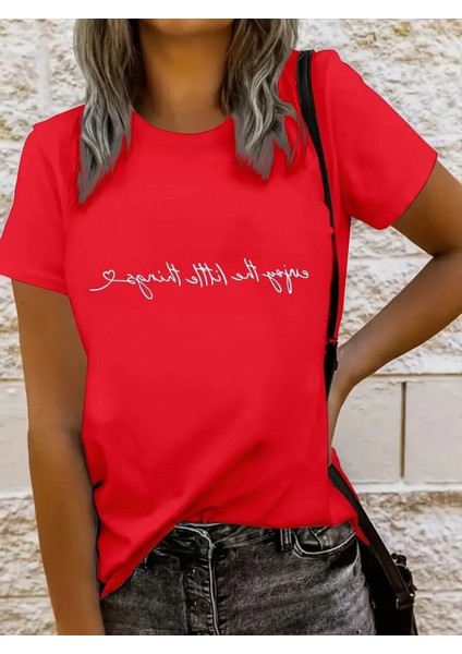 Kadın Kısa Kollu Önü Yazı Baskılı Basic Süprem T-Shirt modelleri