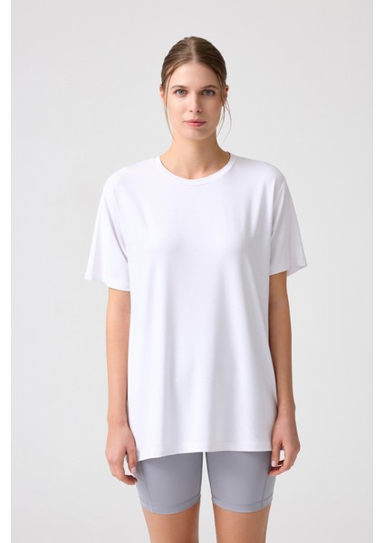 x Melodi Beyaz Oversize Geniş Kalıp Tişört Boyfriend T-Shirt