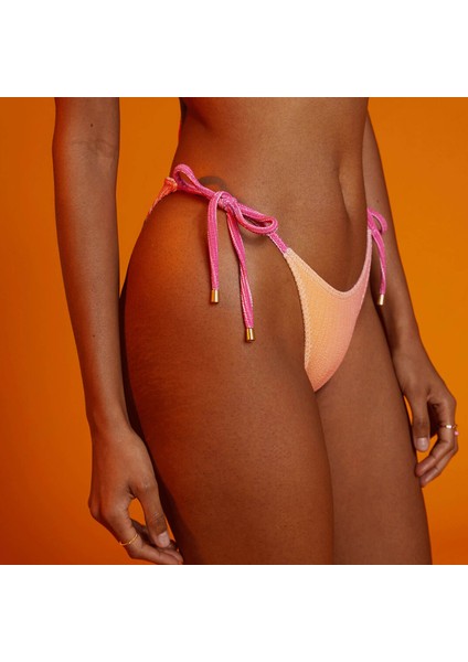 Ocaso Tie Side Hike Kadın Bikini Altı modelleri