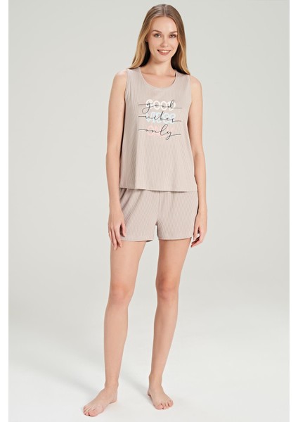 Kadın Sıfır Kol Fitilli Bej Şort Takım C2T7N0O5