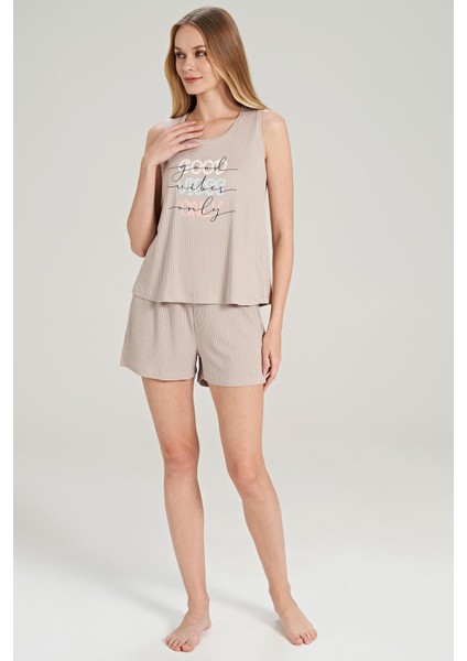 Kadın Sıfır Kol Fitilli Bej Şort Takım C2T7N0O5 modelleri