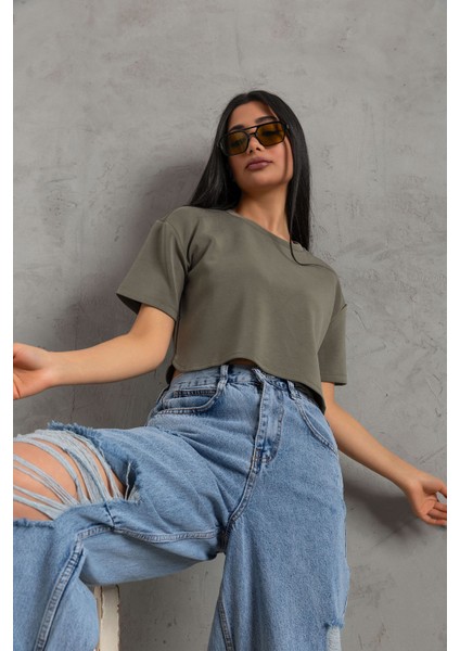 Ultra Yumuşak Dokunuş: Modal Crop Top Serisi Kadın Tişört @Savona fırsatları