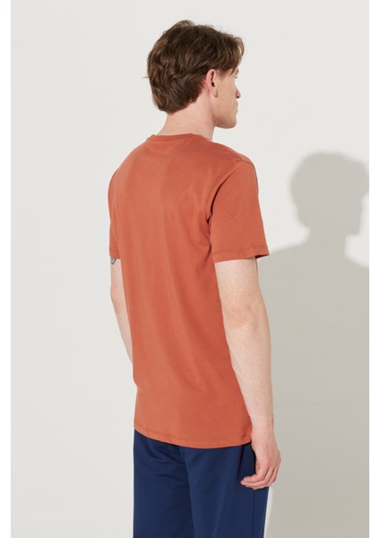 Erkek Açık Kahve Slim Fit Dar Kesim %100 Pamuk Bisiklet Yaka Tişört