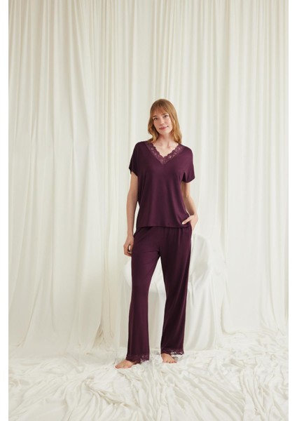 Kadın Kısa Kollu V Yakalı Dantelli Pijama Takımı 18586