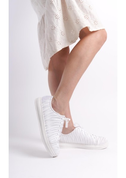 Kadın Topuklu Spor Gelinlik Ayakkabısı modelleri