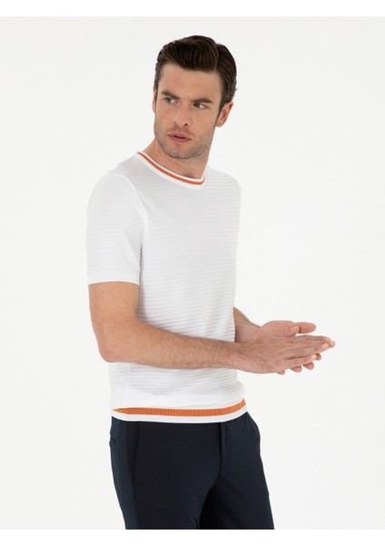 Erkek Beyaz Slim Fit Bisiklet Yaka Triko T-Shirt 50285359-VR013