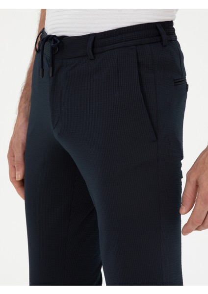 Erkek Lacivert Slim Fit Pantolon 50284951-VR033