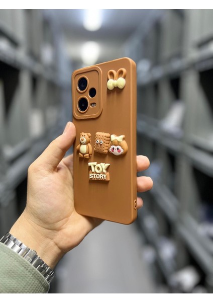 Vip Case Xiaomi Redmi Note 12 Pro 5g Ayıcık Kiraz Kız Toy Story Şeker Desenli Kahverengi Kılıf