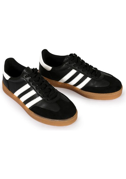 Lola Üç Şeritli Siyah Spor Ayakkabı modelleri