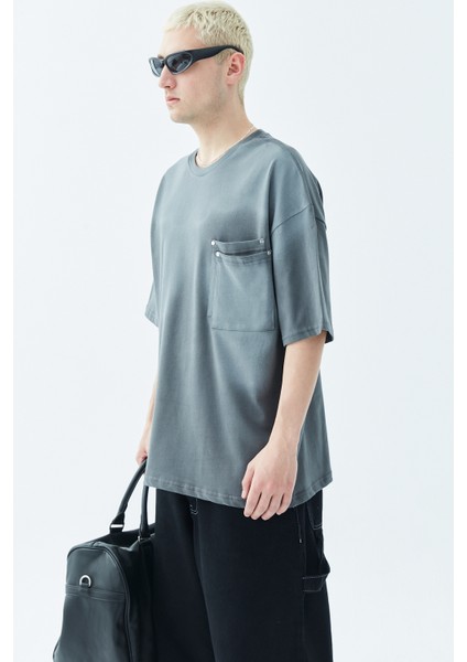 Yıkamalı Cep Detaylı Oversıze T-Shirt Koyu Füme fiyatları