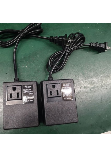 200W Gerilim Dönüştürücü 110V 220V Trafo Trafo Gerilim Dönüştürücü Seyahat Adaptörü Invertör Ab Tak (Yurt Dışından)