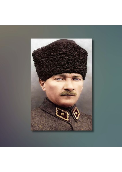 Tekli Dikey Kanvas Duvar Tablosu Kalpaklı Atatürk Portresi modelleri