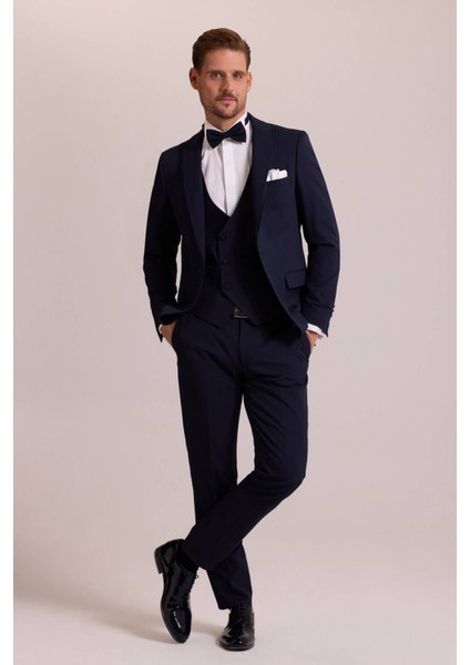Erkek Lacivert Slim Fit Likralı Sivri Yaka Yelekli Damatlık