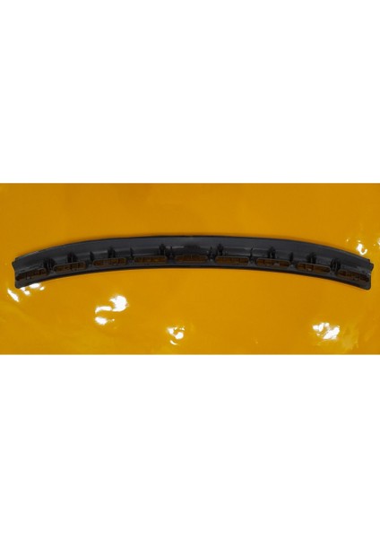 Opel Vectra B Ön Cam Havalandırma Izgarası