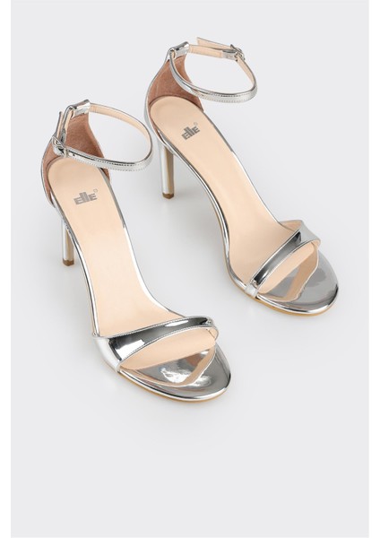 Lame Kadın Topuklu Sandalet fiyatları