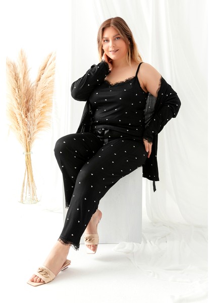 Sabahlıklı Dantel Detaylı Büyük Beden Pegasus Kadın Pijama Takımı-Çeyizlik Takım