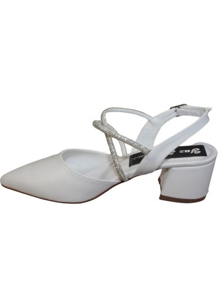Kadın Siyah Beyaz Cilt Üzeri Taşlı Çapraz Bantlı Arkası Açık 5Cm Kalın Topuk Ayakkabı modelleri