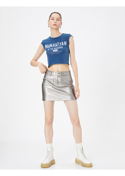 Crop T-Shirt Kolsuz Kolej Temalı Baskılı Pamuklu fiyatları
