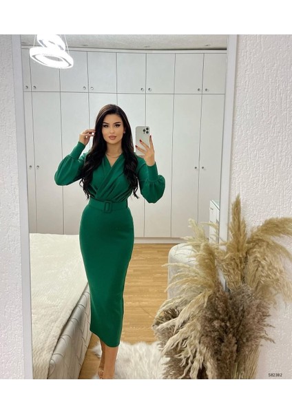 Kadın Balon Kol Kruvaze Yaka Detaylı Kemerli Scuba Elbise (Renkli) fiyatları