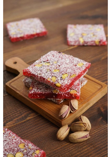 Antep Fıstıklı Narlı Cezerye (Kg) 1000 gr
