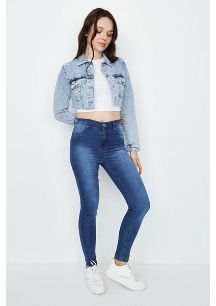 Select Moda Kadın Etek Ucu Püsküllü Crop Denim Ceket