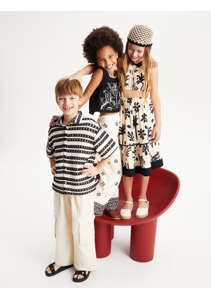 Etek Katlı Baskı Detaylı Ponpon Şeritli