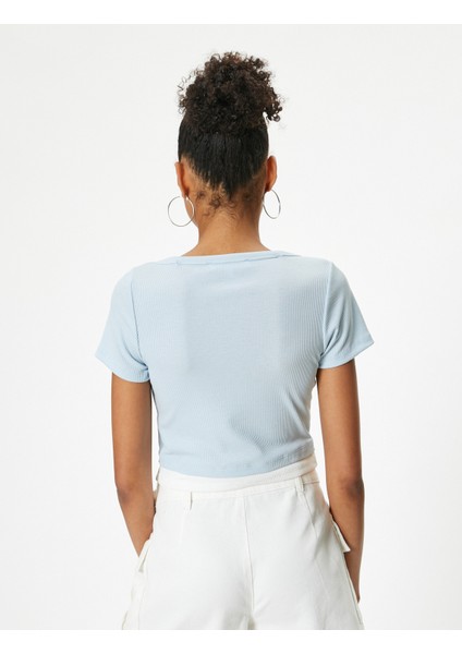 Crop T-Shirt V Yaka Kaşkorse Düğmeli Kısa Kollu fırsatları