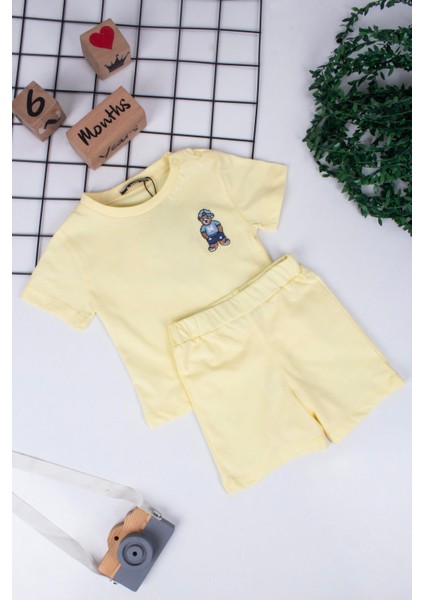 Erkek Bebek Ayıcık Logolu Şortlu Takım