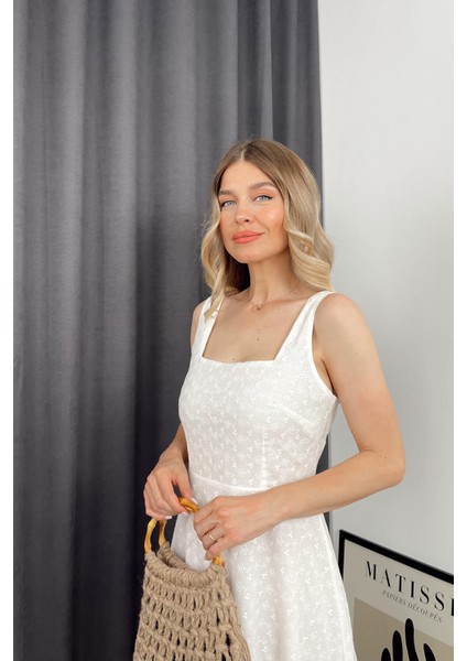 Beyaz Kalın Askılı Kare Yaka Astarlı Fisto Elbise fiyatları