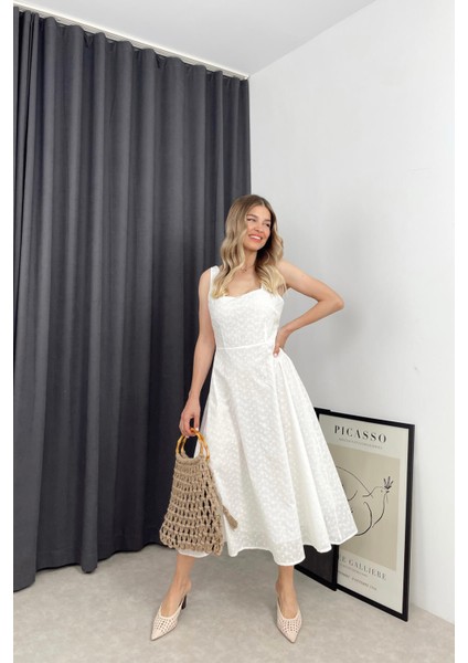 Beyaz Kalın Askılı Kare Yaka Astarlı Fisto Elbise indirimleri