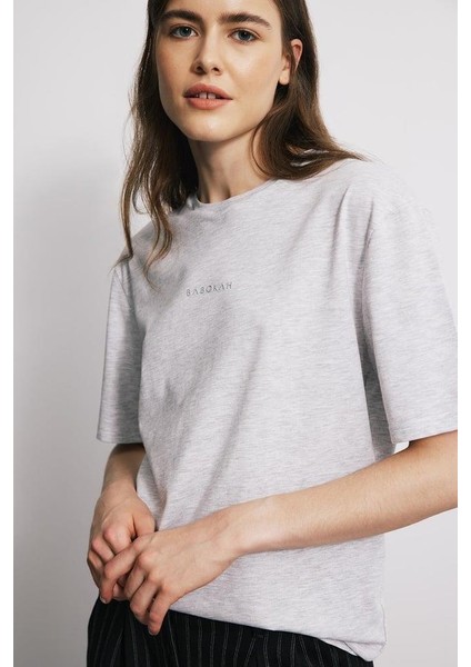 Comfort Fit Kısa Kol Unisex T-Shirt indirimleri