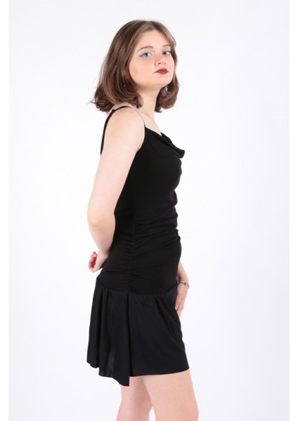 S0015955 Kadın Degaje Yaka Ayarlanabilir Ip Askılı Tulum Elbise modelleri