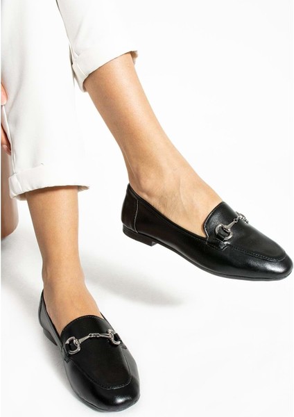 Lori Kibar Toka Detaylı Kadın Babet - Siyah - 38