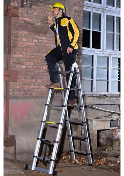 (2.8+2.8), 5,6 Metre,9+9 Basamak, 18 Basamak Çift Yönlü Teleskopik Merdiven