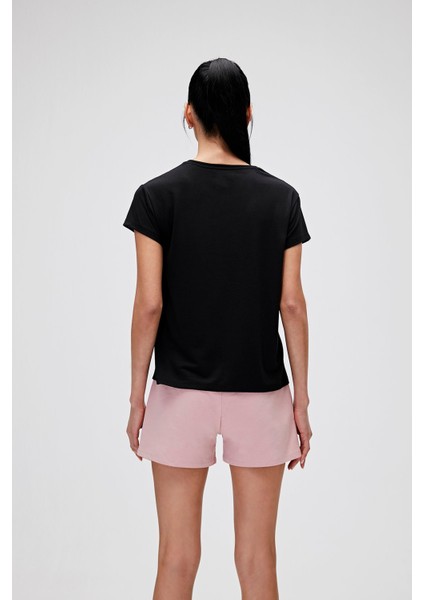 Kadın SİYAH T-Shirt modelleri