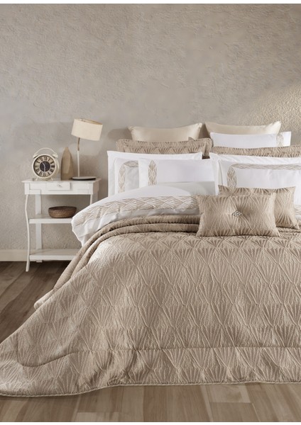 Jakarlı Elyaflı Yatak Örtüsü Takımı Bej - Alina fiyatları